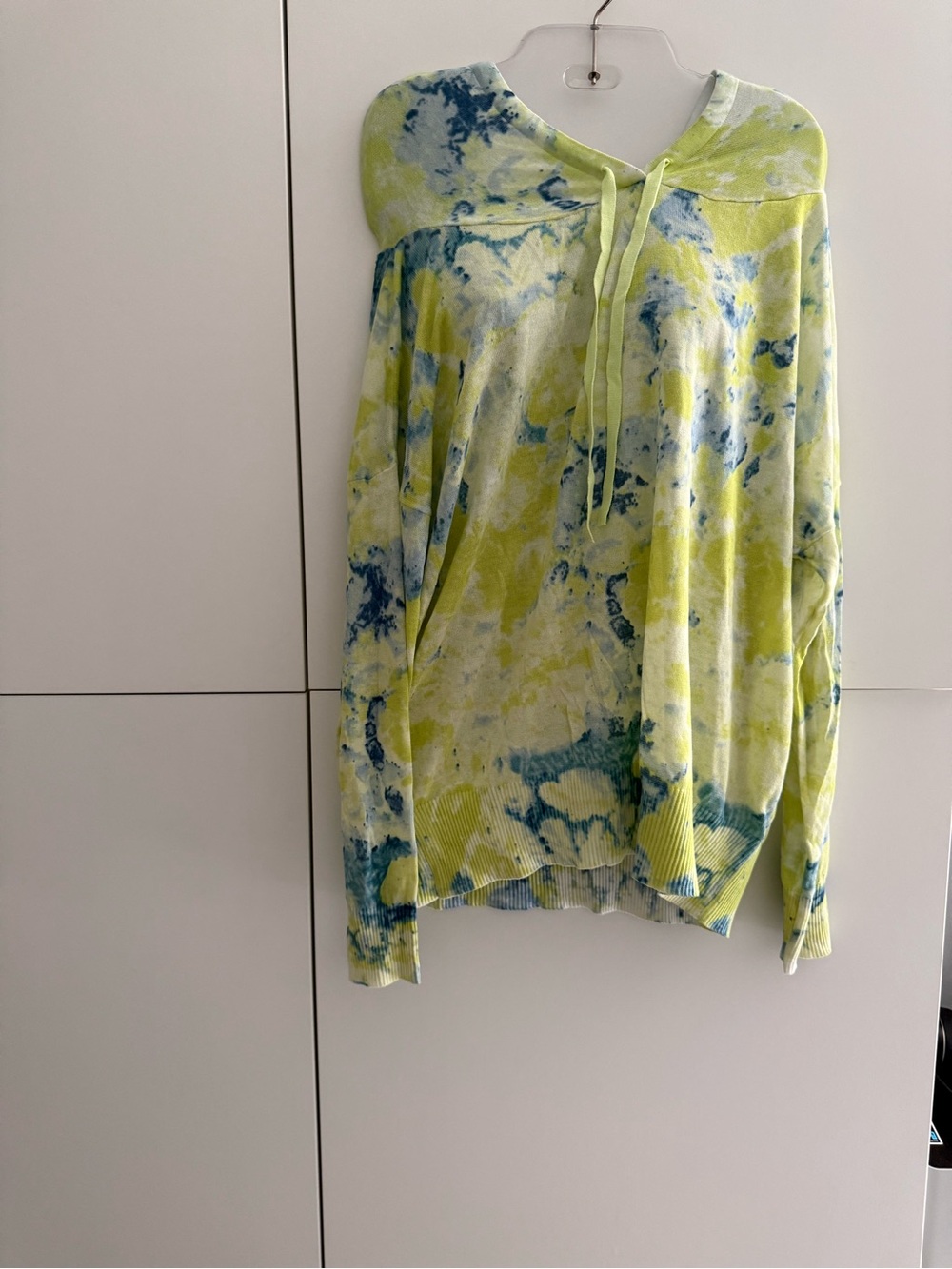 Tie-Dye Green & Blue Women's pullover with hoodie   cebtral park west size M